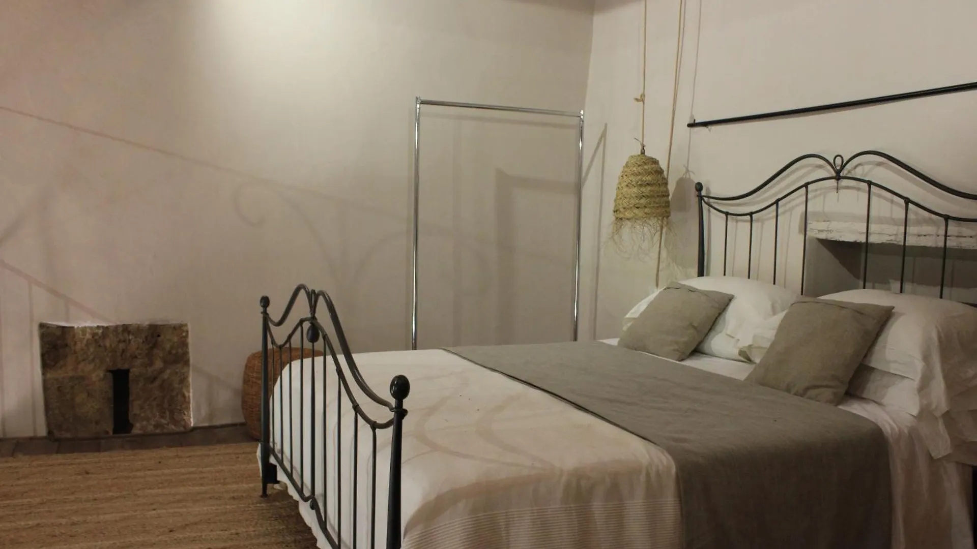 Roccia Cerbaia Bed and Breakfast Sovicille 0*,  Italia